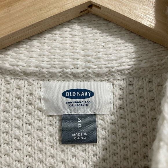 Old Navy Coatigan Cardigan Sweater Knit Aztec Boho White Red Womens Small S - Picture 10 of 11